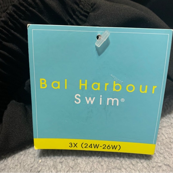 Women’s Black Swim Shorts 3X - Picture 3 of 4